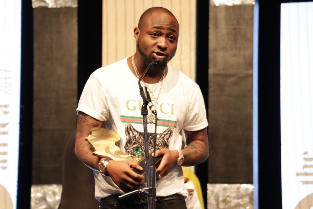 Davido wins "Musician of the Year" at The Future Awards Africa 2017