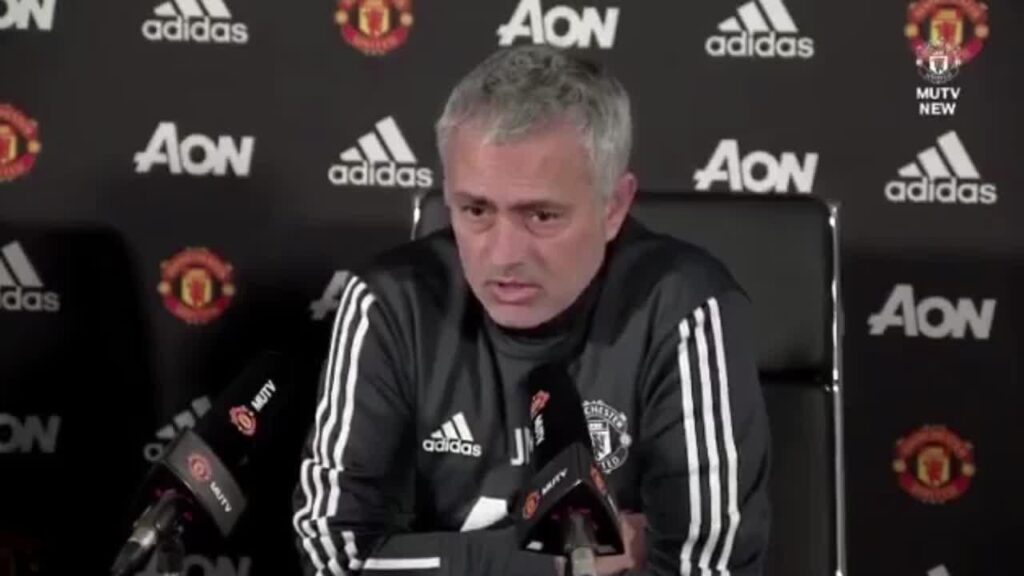 Mourinho cuts off news conference over tunnel bust-up questions