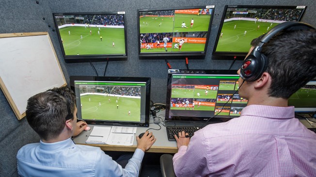 VAR Debuts in English Football