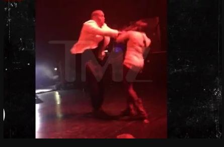Tyrese Gibson produces a ﻿top-notch reflex display after a female fan jumped on stage to grab him (Video)