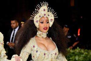 Pregnant Cardi B was reportedly ordered off from social media by her doctor