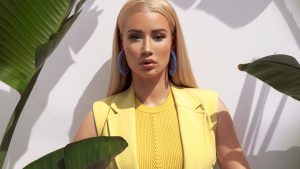 Rapper, Iggy Azalea Shares Raunchy Photos On Instagram