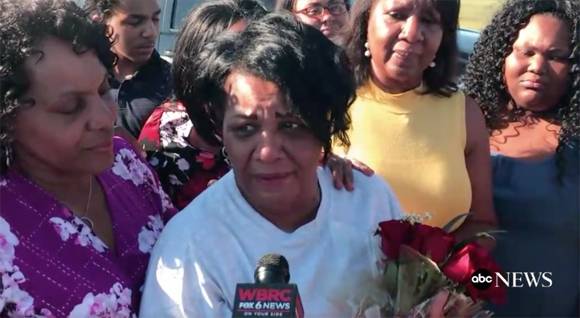 Alice Marie Johnson has emotional reunion with her family right after prison release (video)
