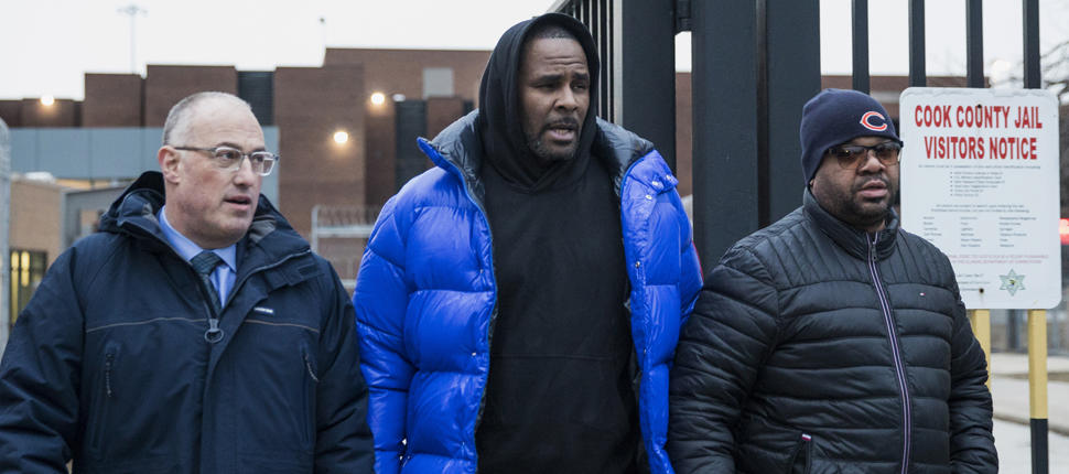 R Kelly released on bail after being charged with 10 counts of sexual abuse