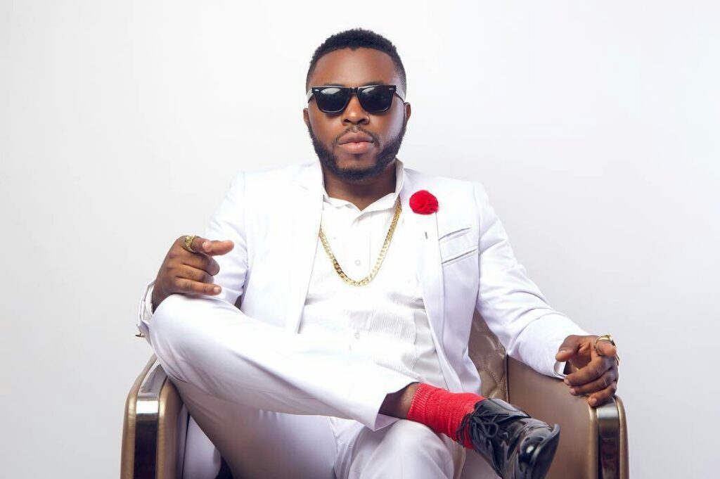 "Nigerian Artist Won't Talk About Bad Governors" Samklef Says