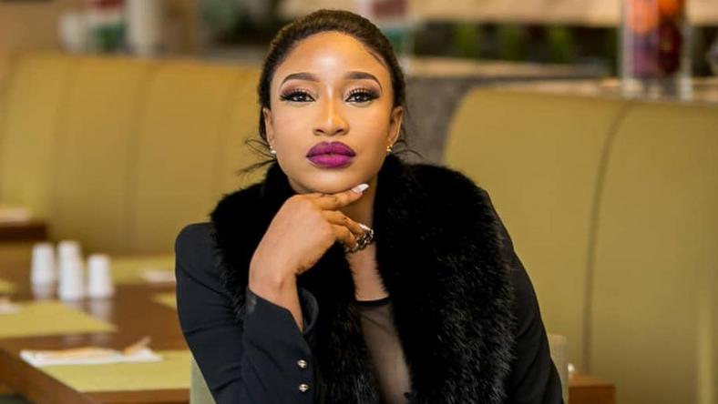 Tonto Dikeh Pays Off Debt For Five People