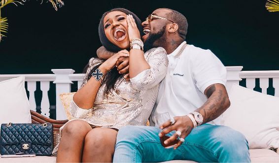 See Photo Of Davido And Chioma Happy In Mauritius