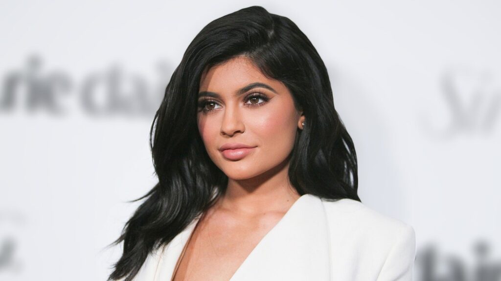 Kylie Jenner Asks Sisters To Stop Bullying Jordyn Woods