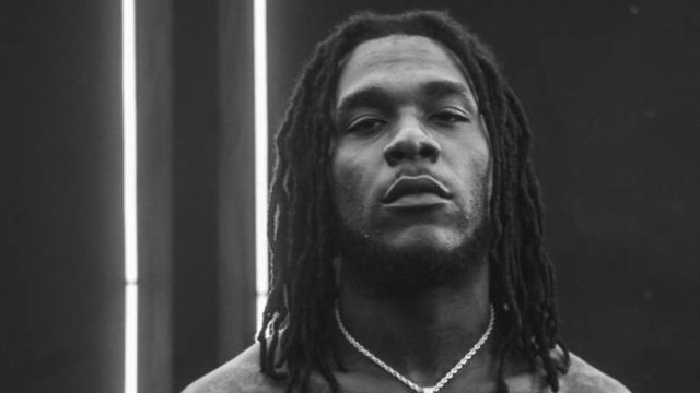 Burna Boy Performs ‘Anybody’ And ‘Ye’ On The Daily Show With Trevor Noah