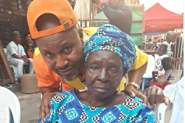 Nollywood actor, Saidi Balogun loses mum