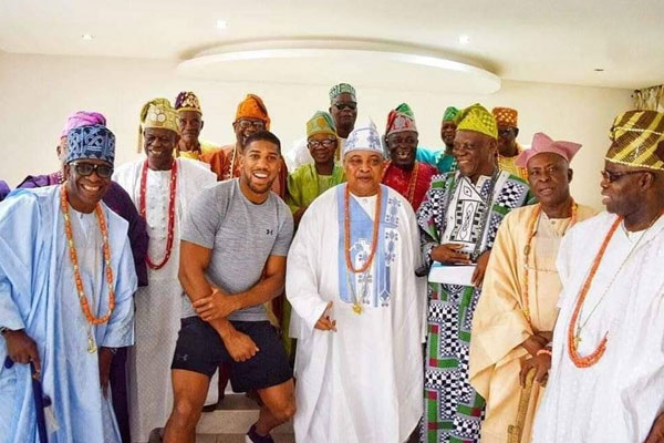 Anthony Joshua visits his home town, Sagamu, pays homeage to the Akarigbo of Remo Land