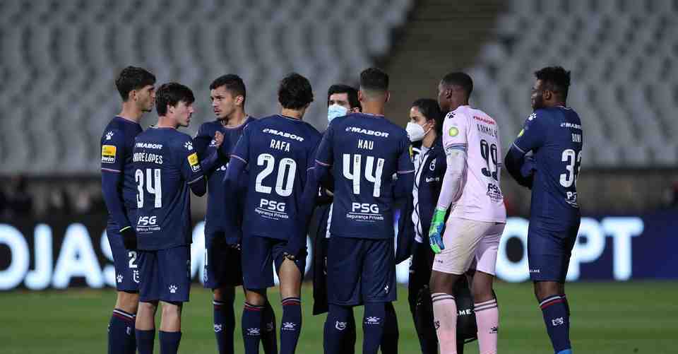 Covid-19: Portuguese Football Team Belenenses hit with 13 Cases of Omicron Variant 