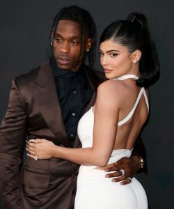 Kylie Jenner Apologizes On Behalf Of Travis Scott Over Astroworld Tragedy