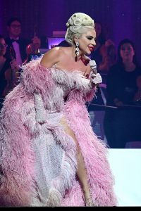 LADY GAGA SHARES STORY ABOUT HER PSYCHOLOGICAL DIFFICULTIES