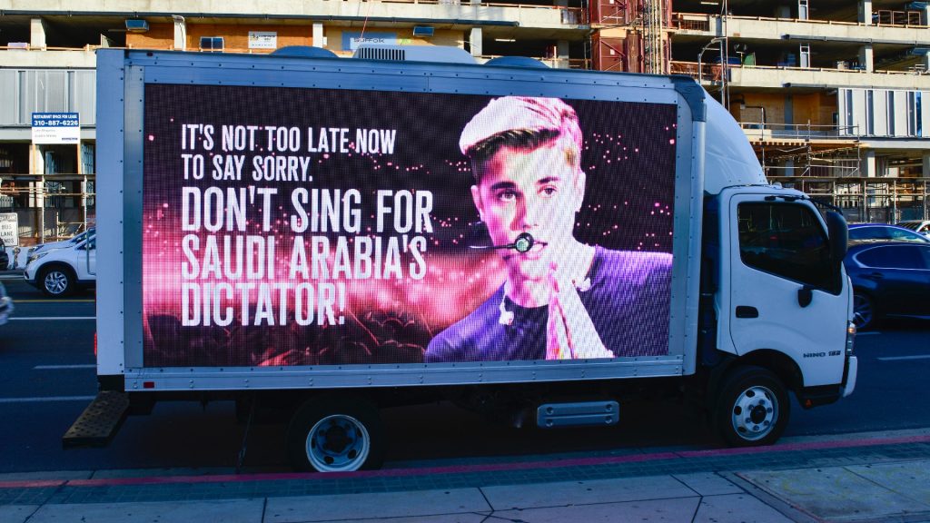 Justin Bieber ignores calls to cancel Saudi Arabia show 