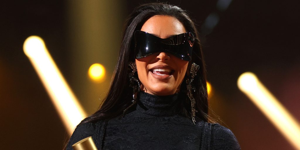 Kim Kardashian Acknowledge Kanye West while accepting fashion award at 2021 People's Choice Awards