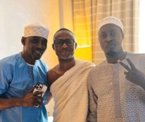 Wasiu Alabi Pasuma and Taye Currency Settle Rift in Emotional Reunion at Umrah