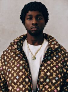 Omah Lay confirmed that Clarity Of Mind is the title of his upcoming sophomore album, signaling a new chapter in his emotional and artistic journey.