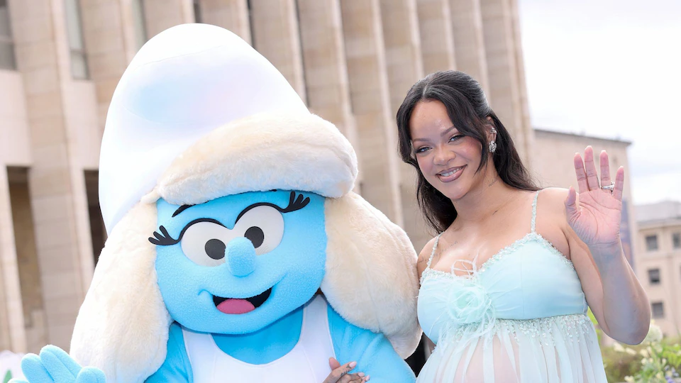 Rihanna Glows in Couture at The Smurfs Premiere in Brussels