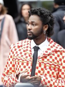 Omah Lay smiles while showing off his weight gain after Sweet Fanta Diallo upgrade.