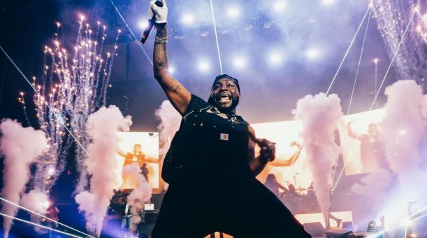 “Davido performing live on 5ive Alive Tour 2025”